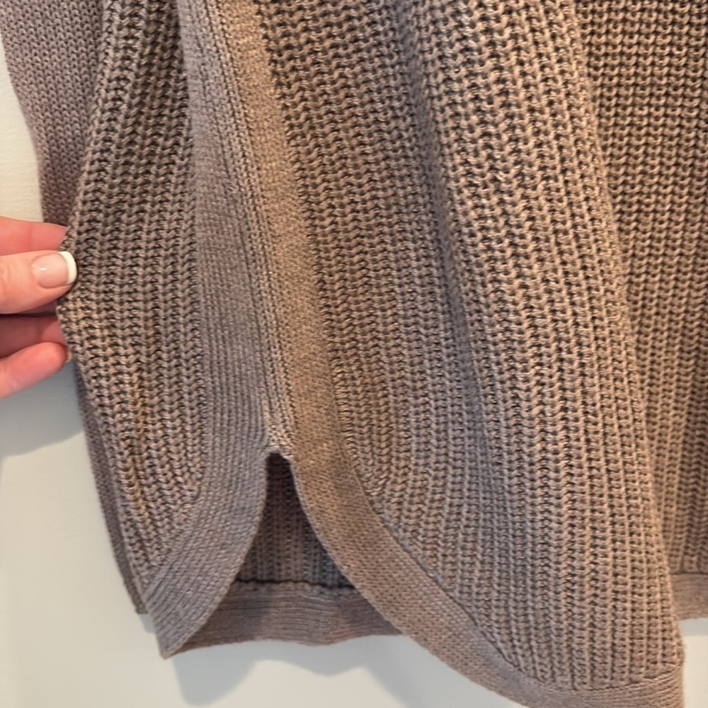 RD Style - Josslyn V Neck Sweater (from stitch fix).  Size XXL. Brown - Picture 10 of 16